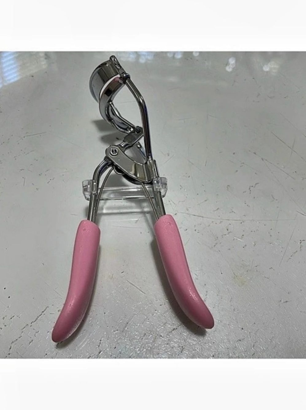 Tweezerman Neon Great Grip Eyelash Curler Pink & Silver